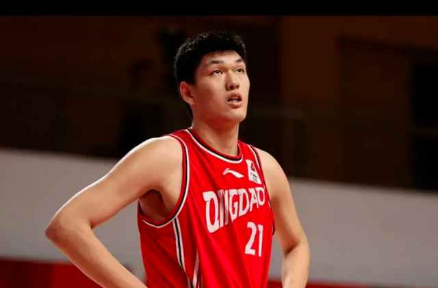 开云体育官网-连续2场0分！单场25+15神塔变废塔 主教练未用好他？