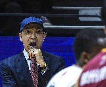 开云体育下载-周琦离开新疆艰难启程 季后赛才是更现实目标？